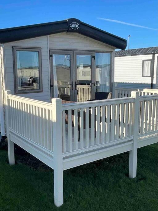 Вилла The Fairways Hideaway - Northumberland Ньюбиггин-бай-те-Си Экстерьер фото